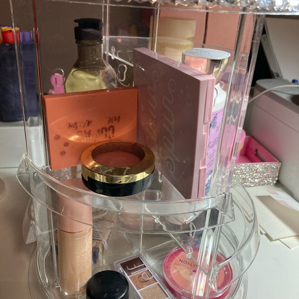 Spinning Cosmetic organizer, Acrylic, Products not included, Lots of Storage - Picture 3 of 11